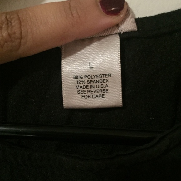 Black Suede Crop Top 🦇 - Picture 3 of 6